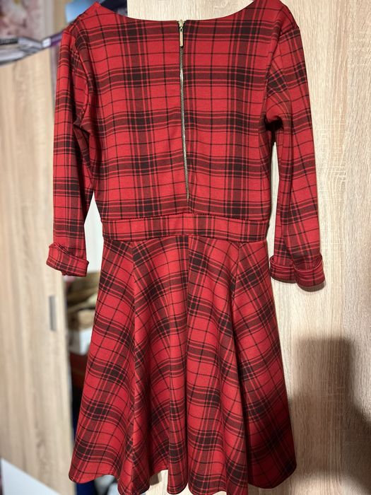 Червен тренч на Zara, чисто нов, размер S/M + ПОДАРЪК