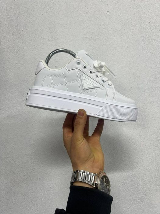 Adidași Prada damă