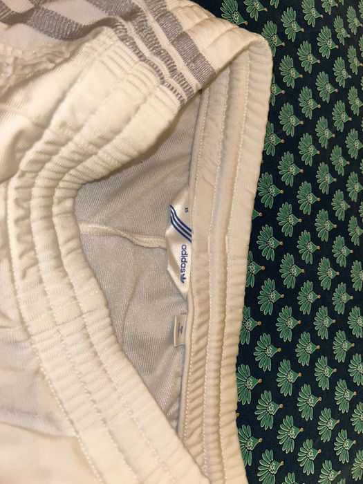 Adidas originals долнище на анцунг