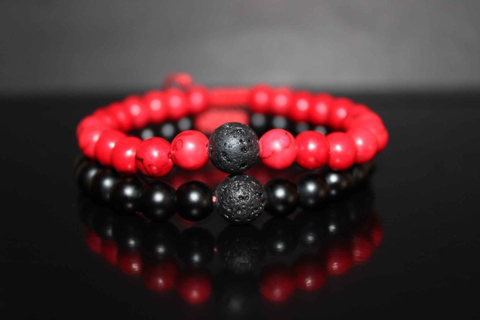 Разпродажба на гривни ръчна изработка