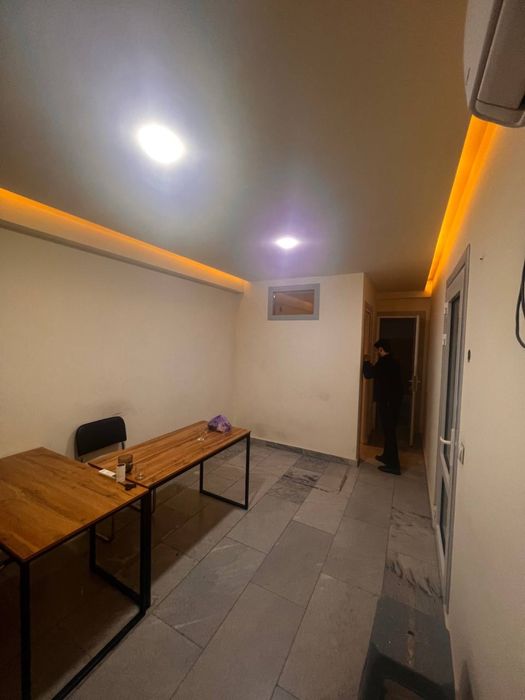 Два Свободных Кабинета с мебелью на алмазаре