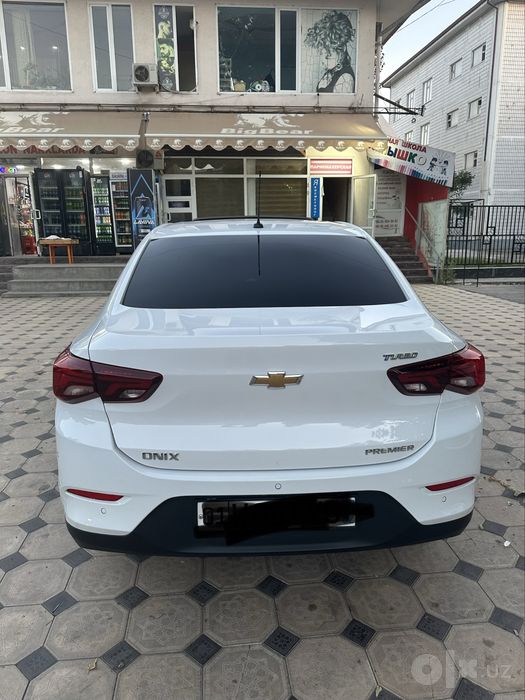 Chevrolet onix premier 2 plus