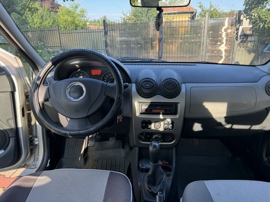 Dacia Logan din  2008