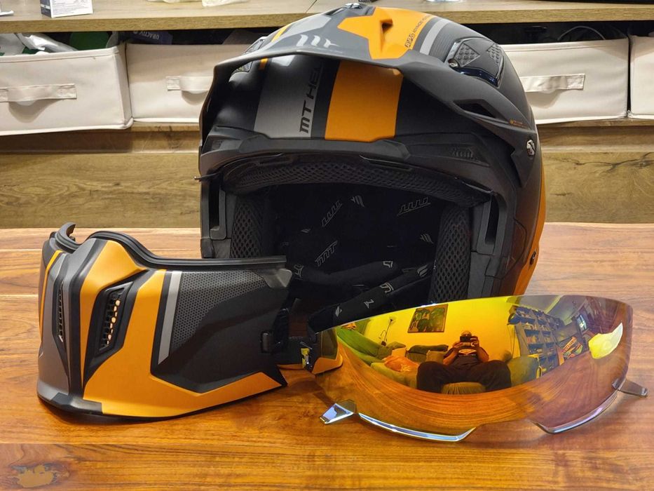 casca motocicleta MT marime M, geaca moto textil