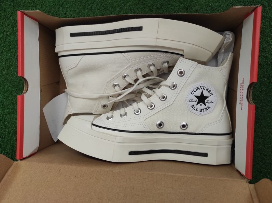 Сандали UGG, TOMMY JEANS,Dr Martens, Converse