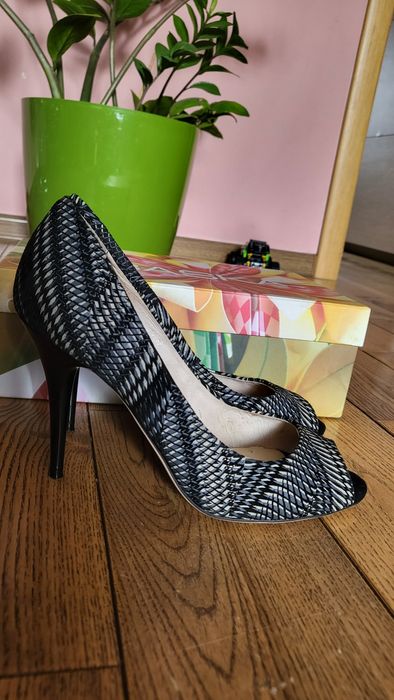 Туфли  Braska 37 размер