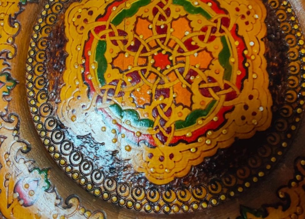 Farfurie decorativa din lemn