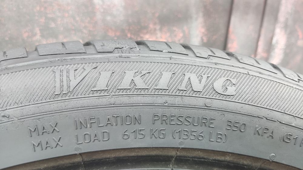 1брой лятна гума 245/40/17 Viking
6.8mm
dot23