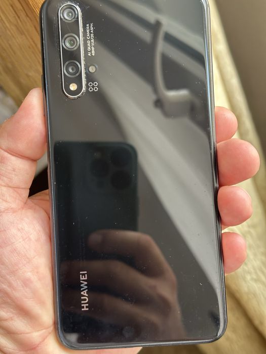 Vand telefon huawei nova 5T