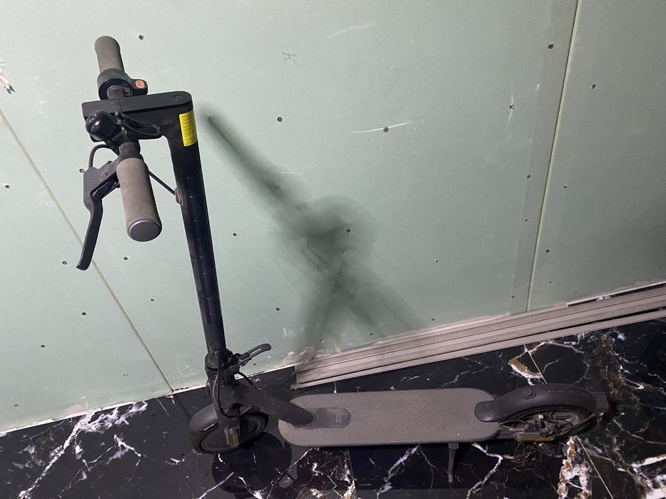 Электросамокат xioami mi essential