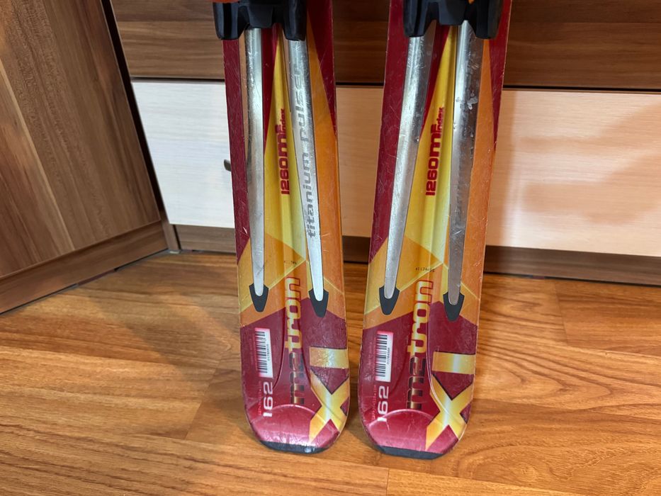 Продам лыжи Atomic мужские