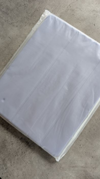 калъф за iPad Air M3 (2025) 13” – лилаво с прозрачен гръб