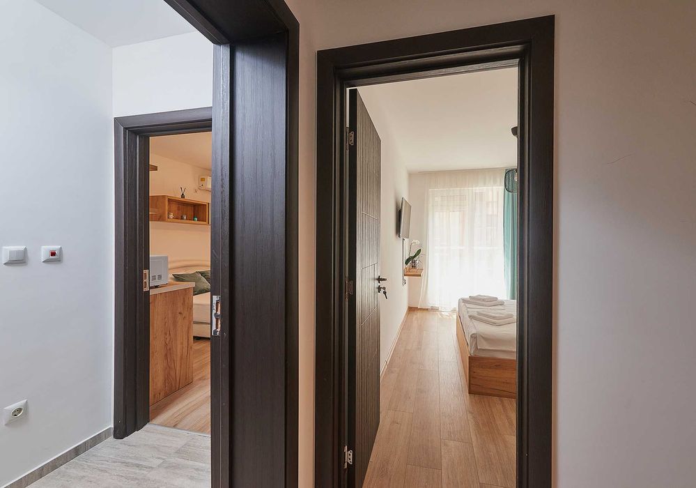 Елегантен многостаен апартамент в топ център на Поморие