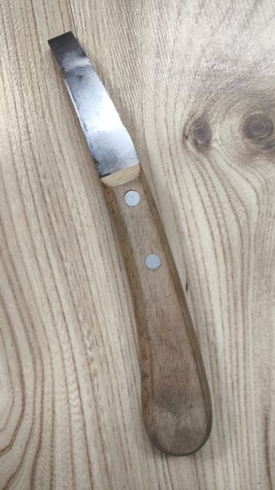 Нож за копита F. Dick с широко острие за дясна ръка