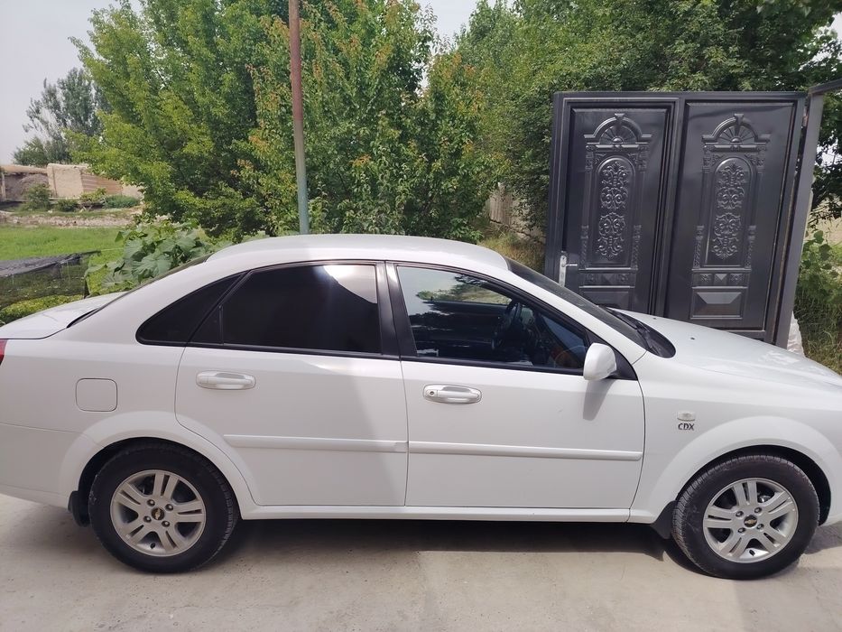 Lasetti 1.8 holati zo'r