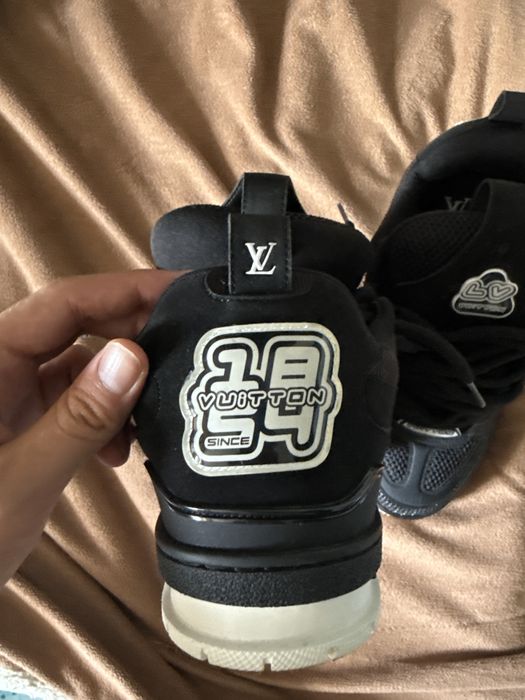 LV Skate black 44 fit 43 -negociabil la pret