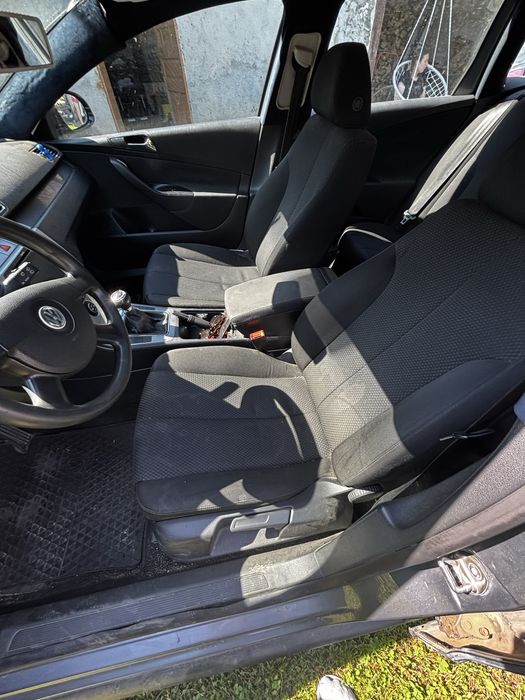VOLKSWAGEN Passat 0 — imagine 4