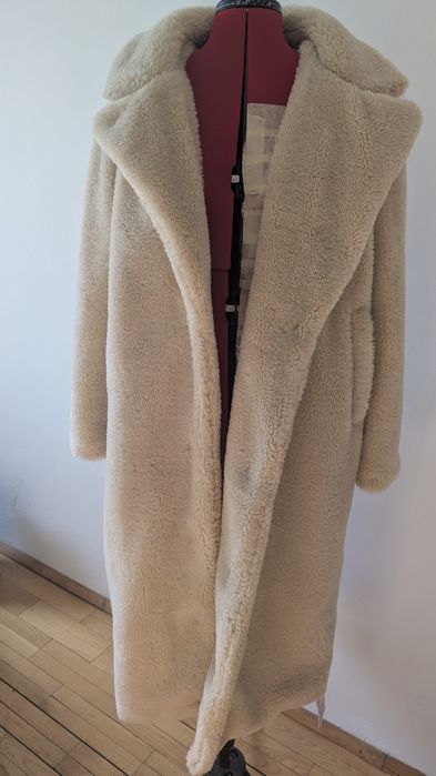 Пухкаво палто от Asos