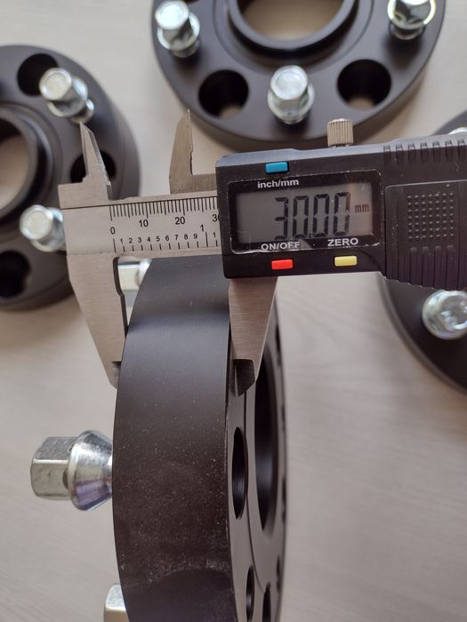 Flanșe Distantiere 30 mm Audi Q7 prindere 5 x 130