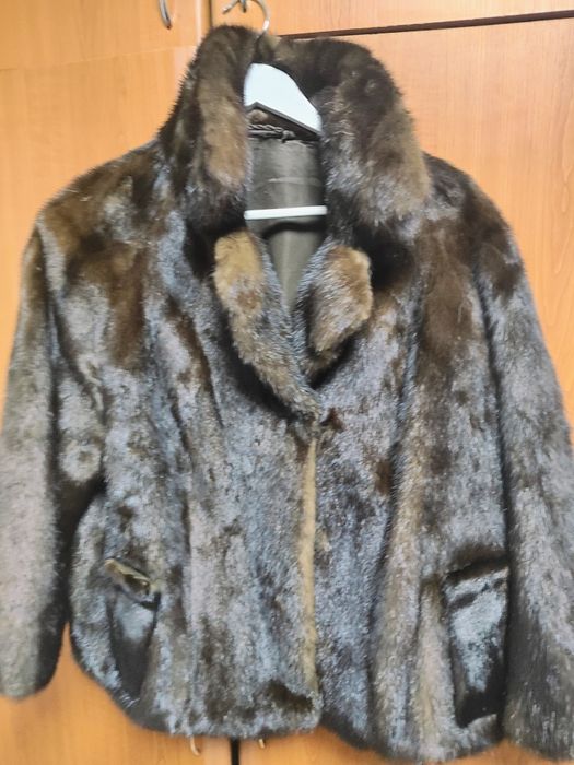 Haina din blana naturala de vizon