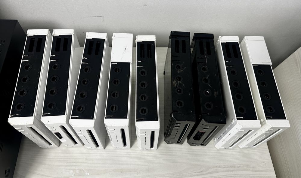 Vand lot 9 console Wii