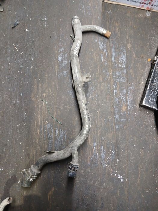 Обводная трубка Нисан Микра 2006г