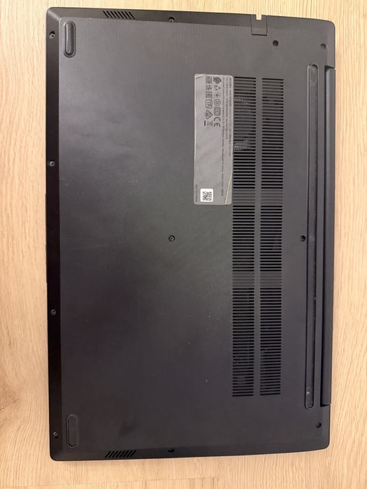 Laptop Lenovo V15 G2 Ryzen 5, 8GB Ram, 512 GB SSD