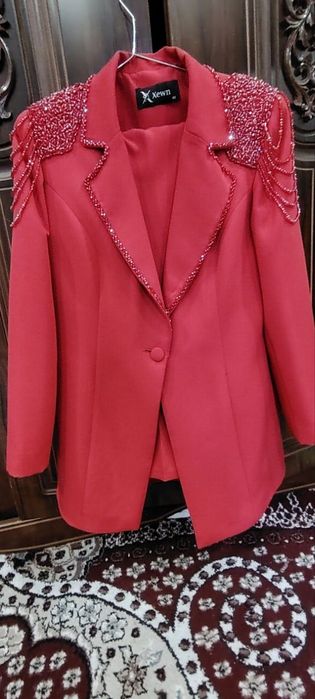 Костюм Брюк.. Продаю Срочно