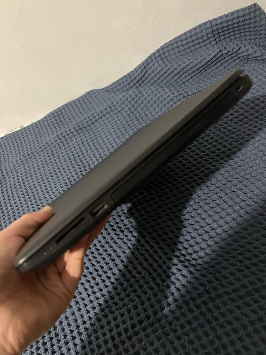 Продам ноутбук HP laptop 14-bs0xx