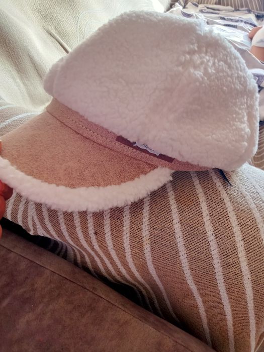 Продам кепку зимнюю