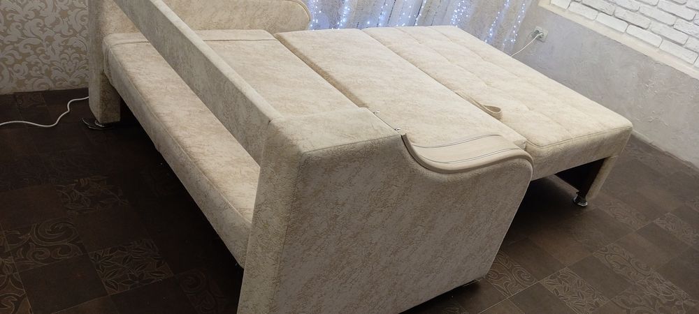 Продам раскладной диванчик, 1.5 м ширина