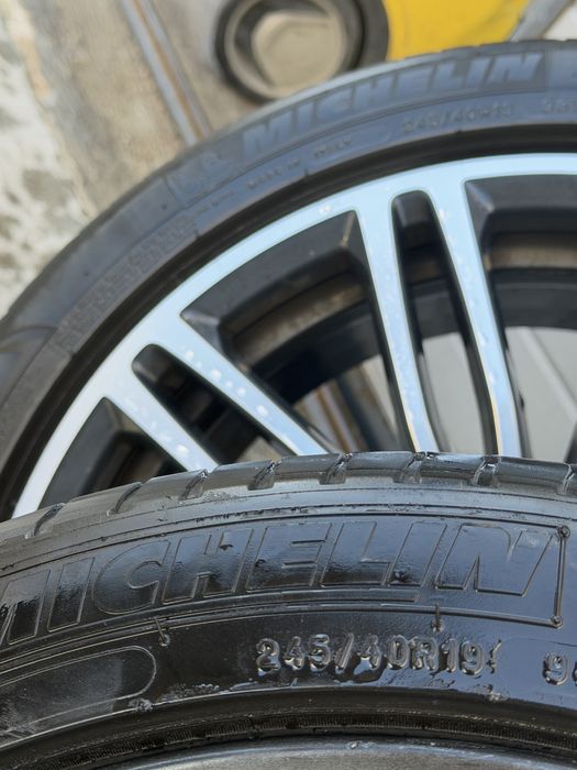 Оригинални джанти BMW G30 M-SPORT 19 с гуми