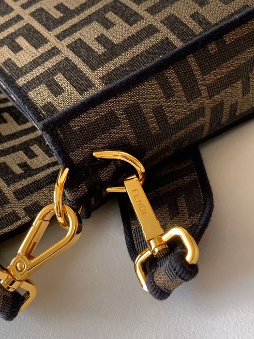 Сумка Фенди багет