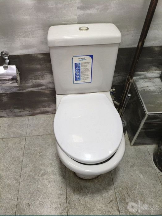 Продам унитаз и раковину
