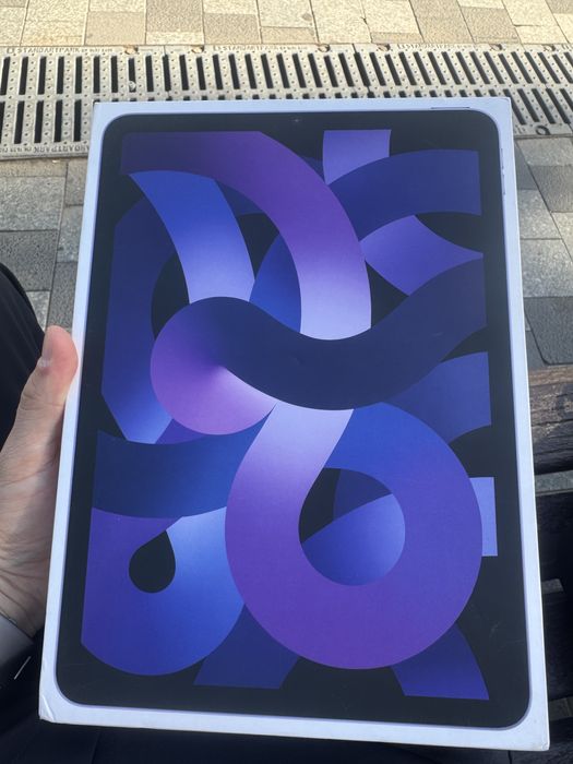 Продам iPad Air 5 (M1) 256GB Wi-Fi + Cellular (Фиолетовый)