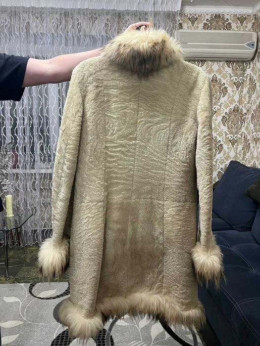 Продам шубку в отличном состоянии