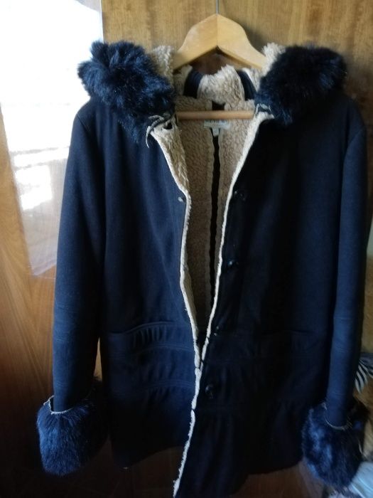 Дамско палто РЕВЮ