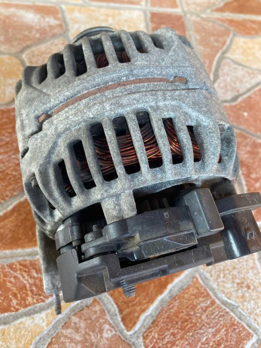 Vând alternator bosch in stare buna,grupul vag.
