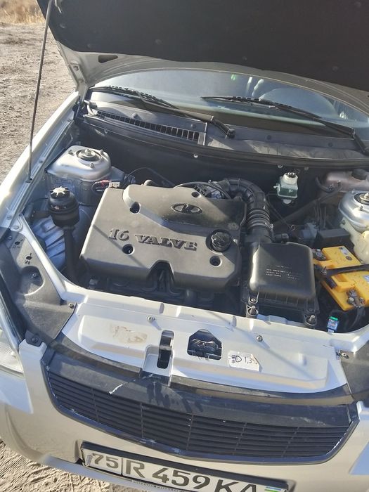 Lada Priora juda yaxshi moshina 2qoʻl haydalgan.yoqilgʻi turi:benzin