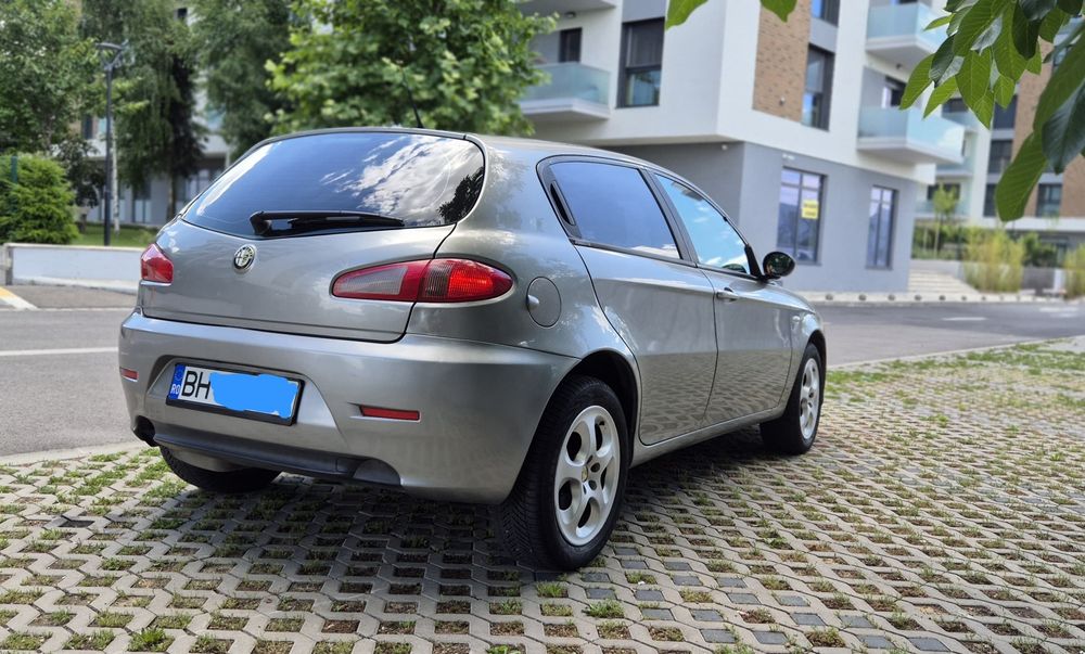 Alfa Romeo 147 in stare foarte buna 1.9