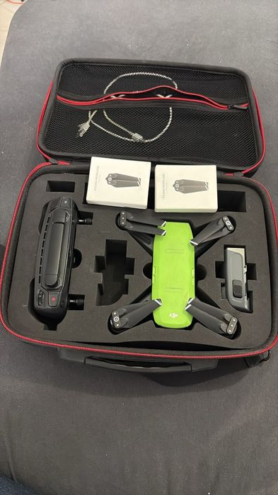 Dji sparck, Fly more combo