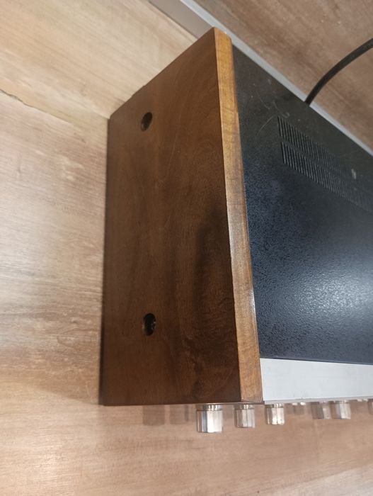 Pioneer SX 550 усилвател