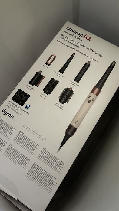 Dyson airwrap i.d.