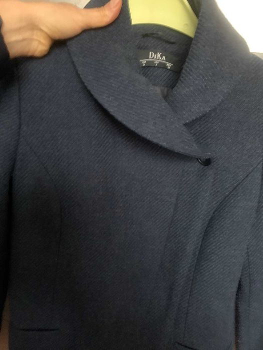 Продавам вълнено палто Дика - ново