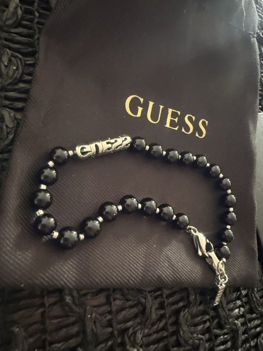 Guess гривна с камъни