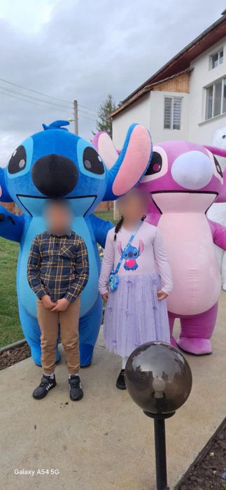 Парти Изненада с син Стич розов Стич бяла мечка бяло мече stitch парти