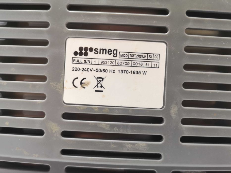Тостер - Smeg 2 бр (развалени)