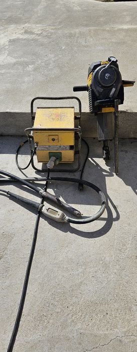 Pikamer profesional benzina wacker neuson  plus vibrator beton 2 iesir