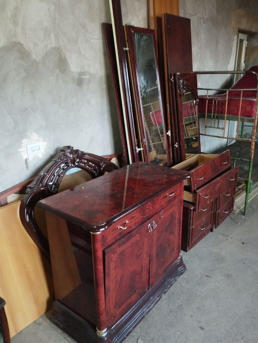 Mebellar sotiladi optom b/u