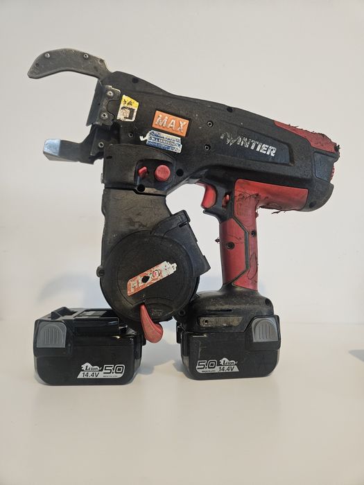 Mașini de legat fier max rb 441,611 si 443